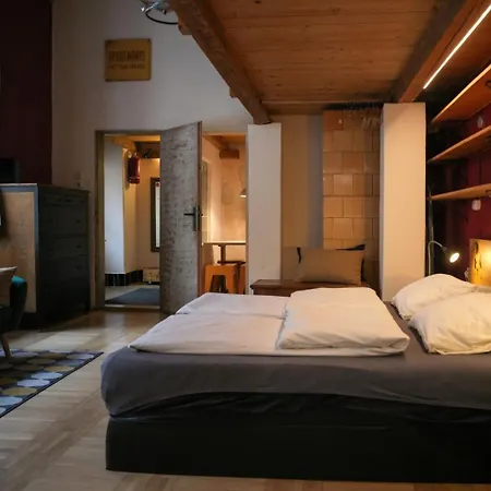 Apartment Charming With Big Shared Terrace In The Center