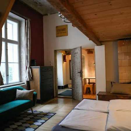 Charming With Big Shared Terrace In The Center Apartment *