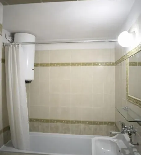 Charming With Big Shared Terrace In The Center Apartment *