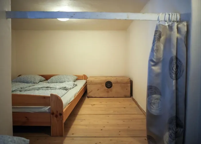 Charming With Big Shared Terrace In The Center Apartment *