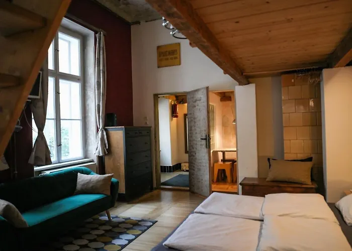 Charming With Big Shared Terrace In The Center Apartment *